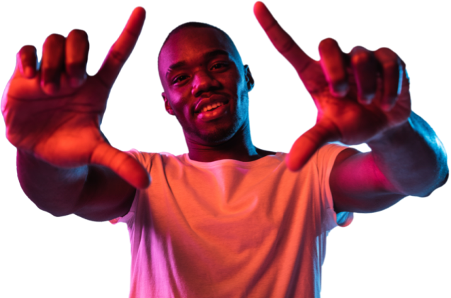 Man - twee handen vooruit Copy